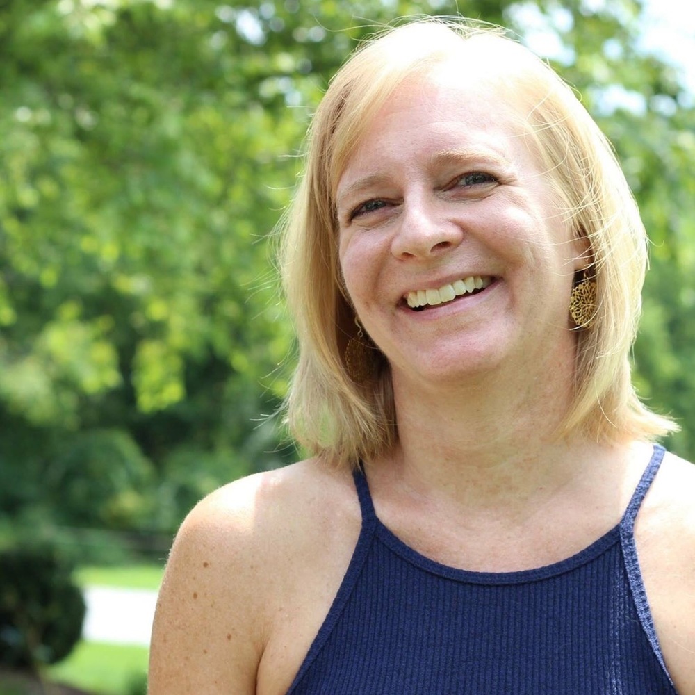 Meet your Posher, Debbie
